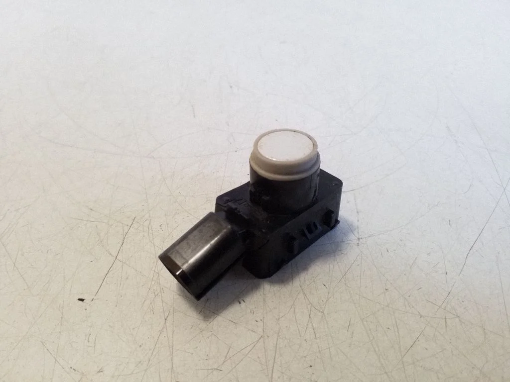 Parkošanās sensors PDC – Toyota bZ4X (2022-)