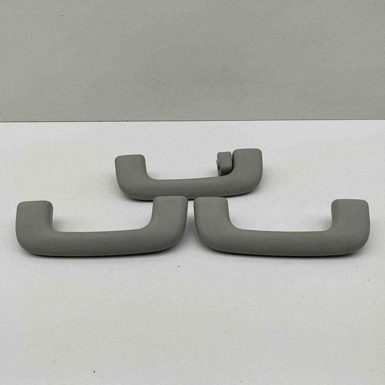 A set of handles for the ceiling 85340D4300BGA