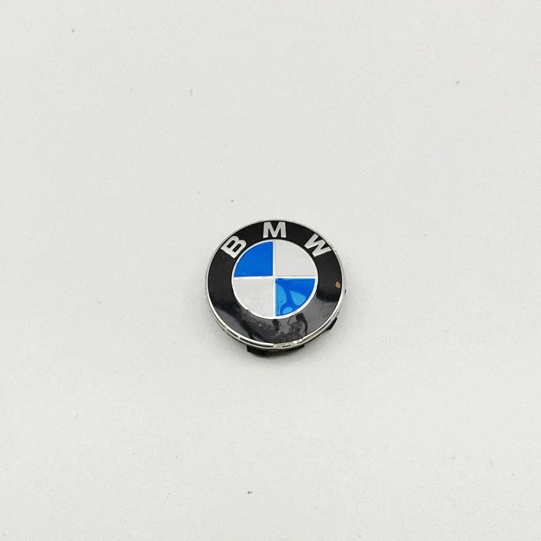 R20 wheel hub/cap/trim 6850834
