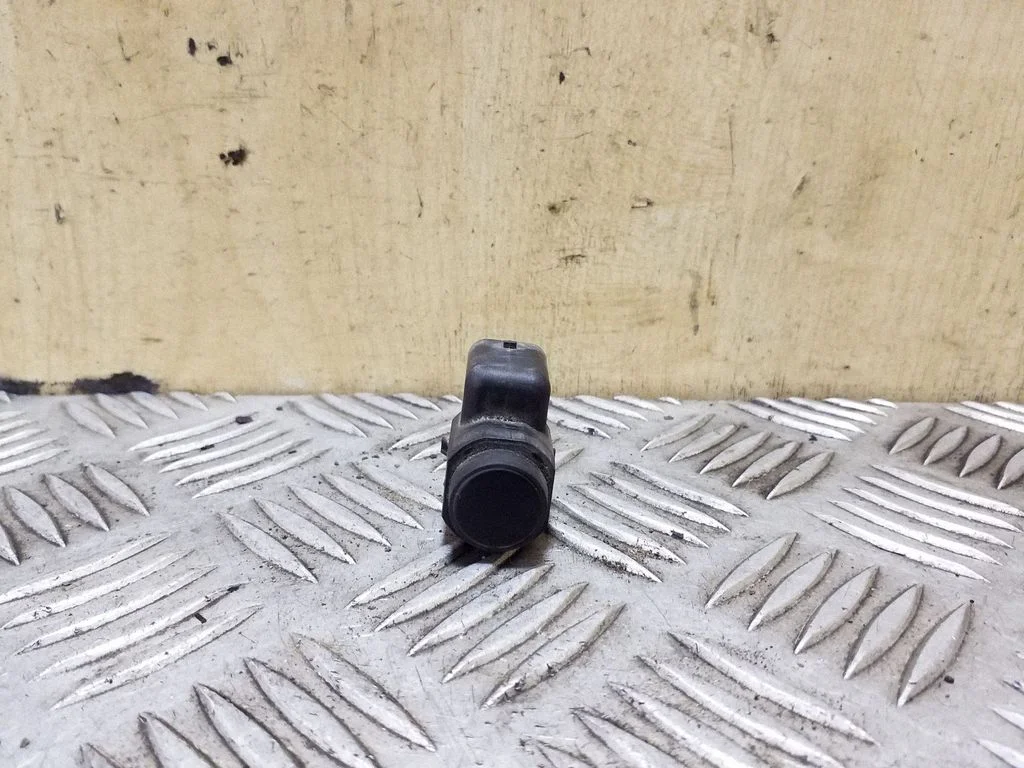 Parkošanās sensors PDC – Nissan Qashqai+2 (2008-2010)
