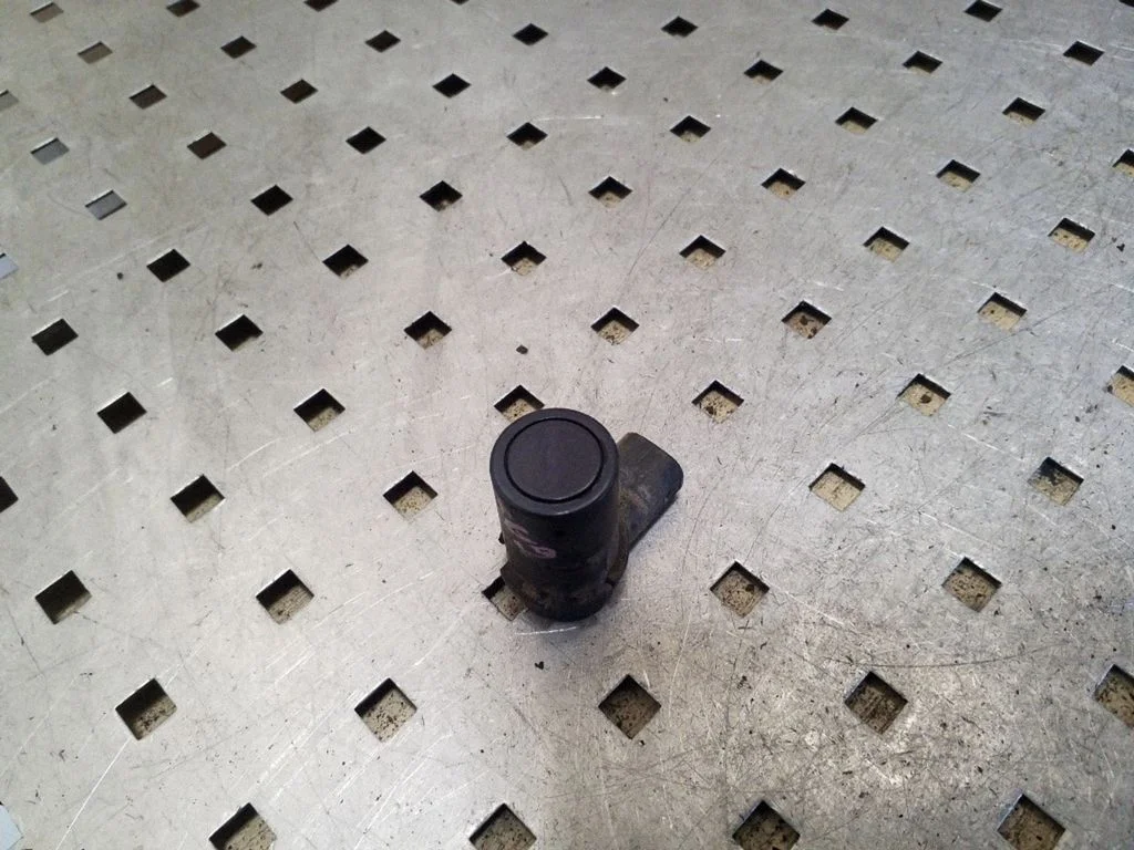 Parkošanās sensors PDC – BMW 5. sērija E39 (1996-2003)