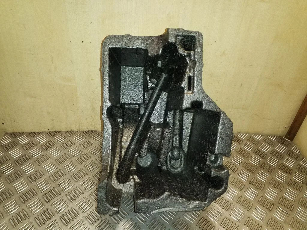 Įrankių daiktadėžė