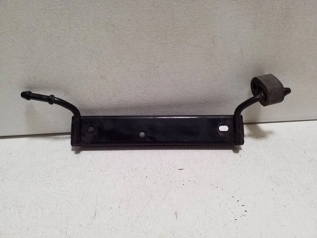 Summuti kinnitus/ hoidik 6g9n5d217ab