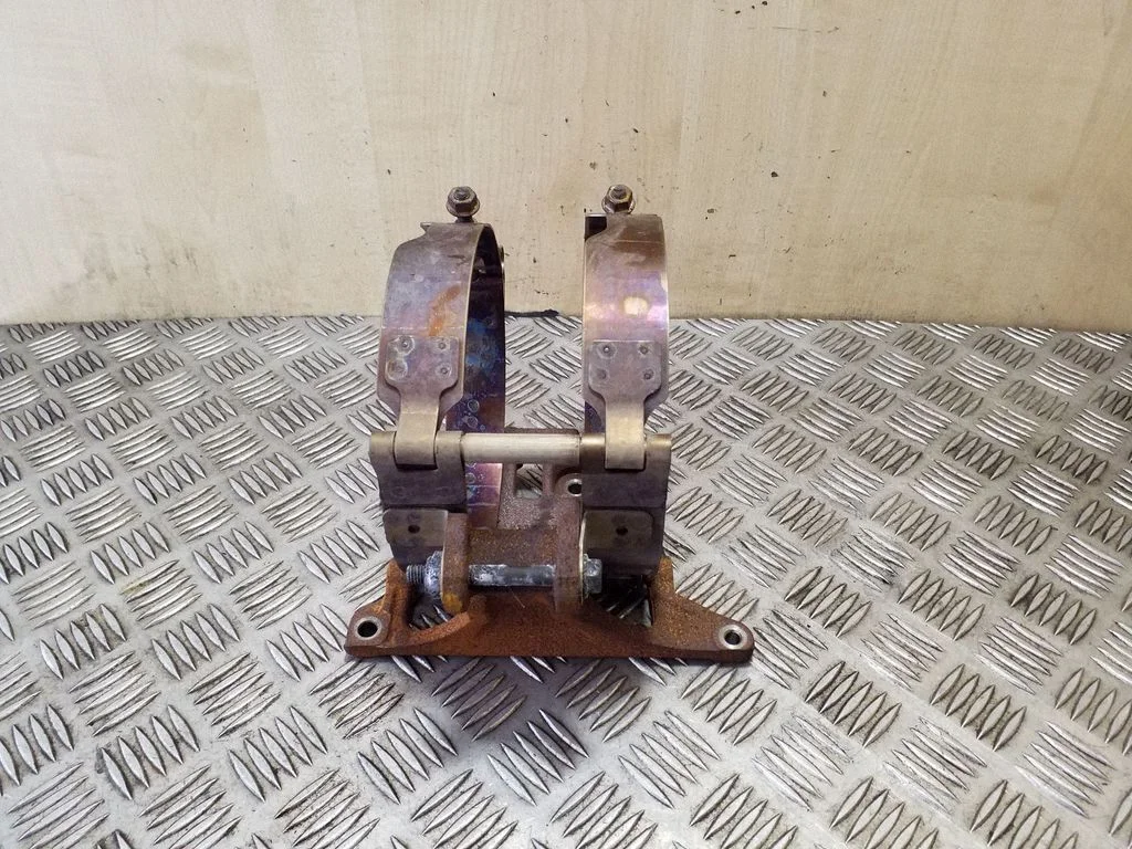 Summuti kinnitus/ hoidik 32255623