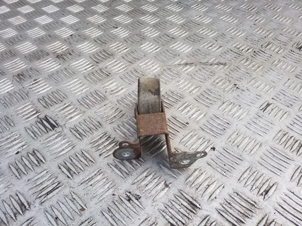 Muffler mount bracket/holder