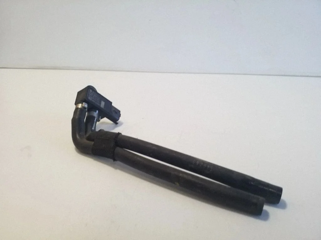 Exhaust gas pressure sensor – Opel Vivaro (2019-)