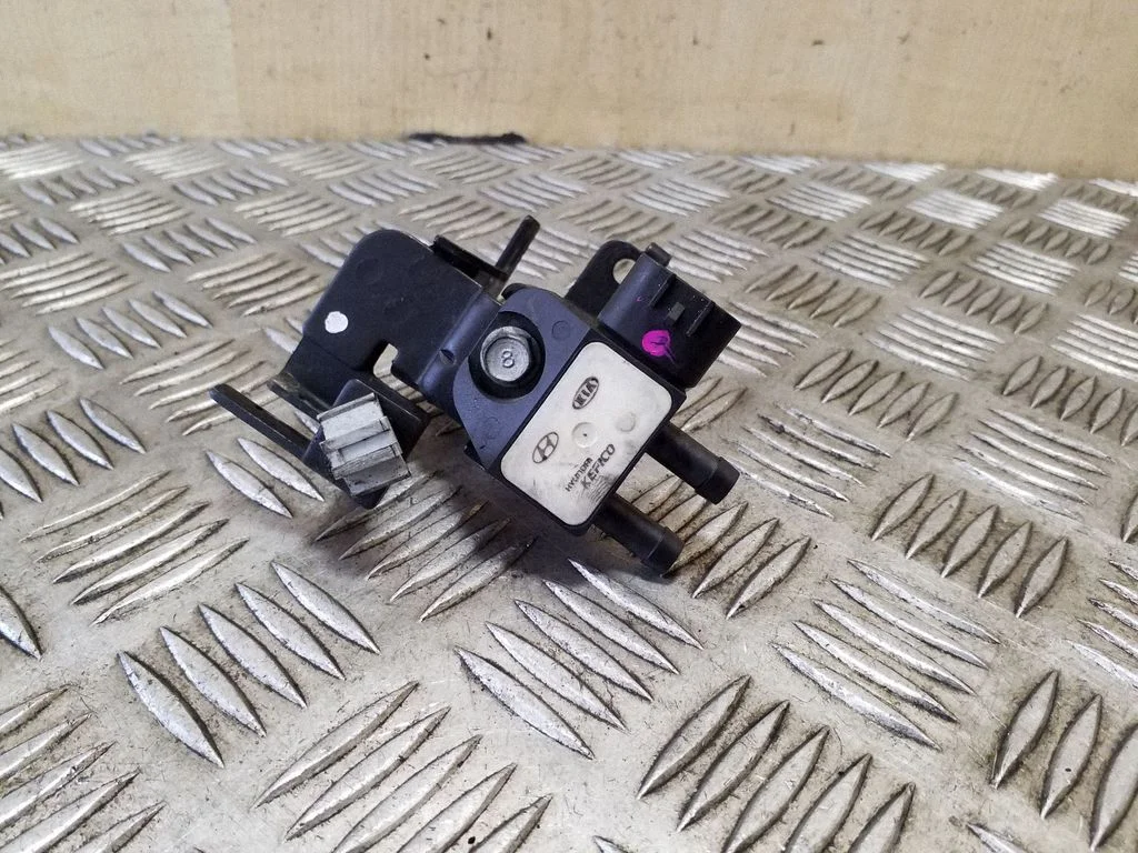 Exhaust gas pressure sensor 392102F600