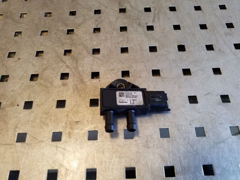 Exhaust gas pressure sensor – Peugeot 508 RXH (2011-2018)