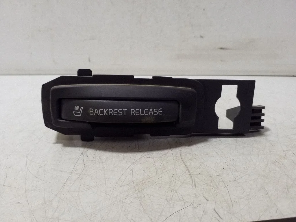 Seat back rest control lever/handle – Volvo S60 (2001-2004)