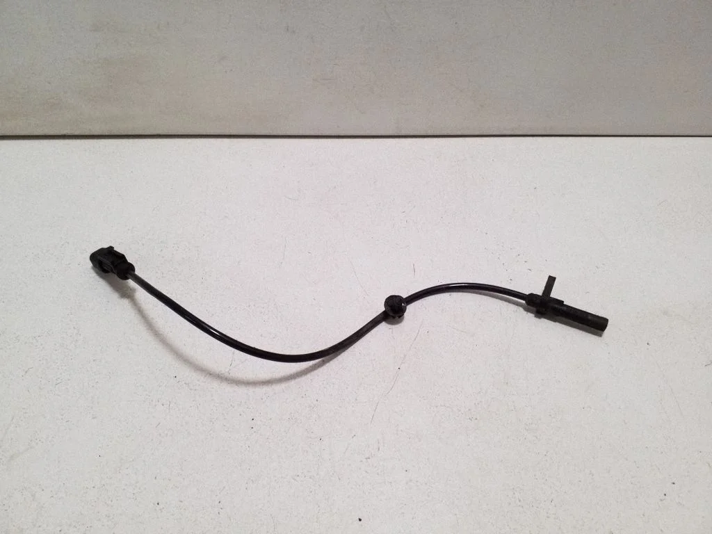Czujnik ABS tylny BK212B372BD