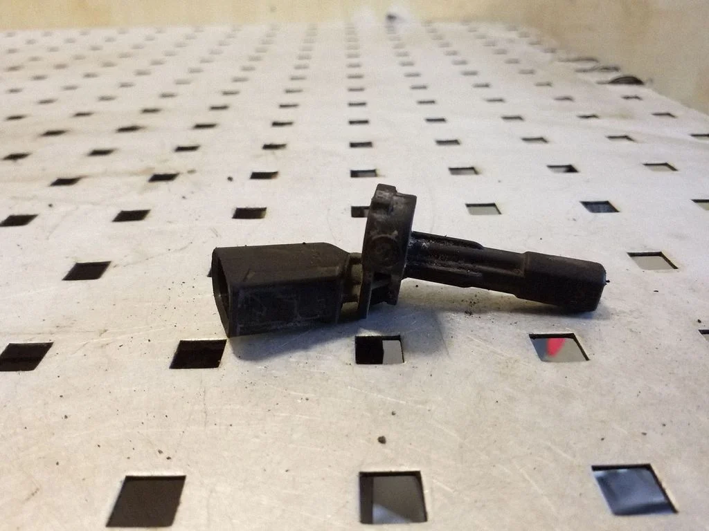 ABS rear brake sensor 1K0927807