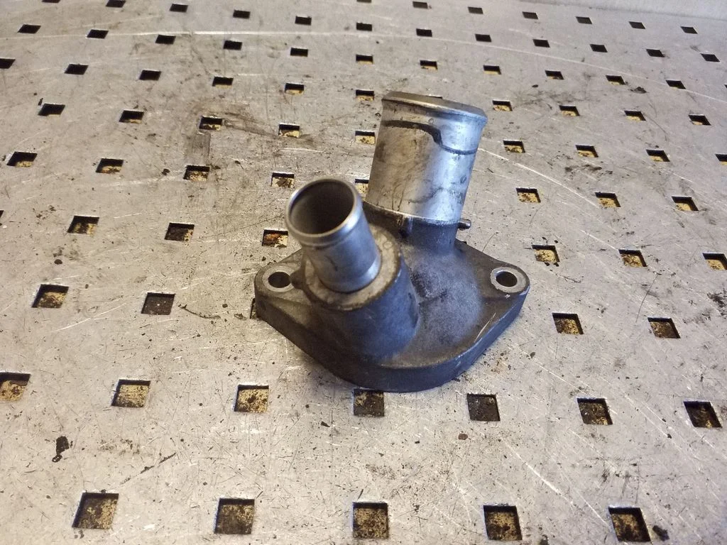 Kita variklio skyriaus detalė