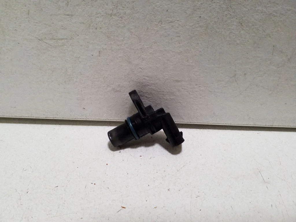 Camshaft position sensor 07L905163C