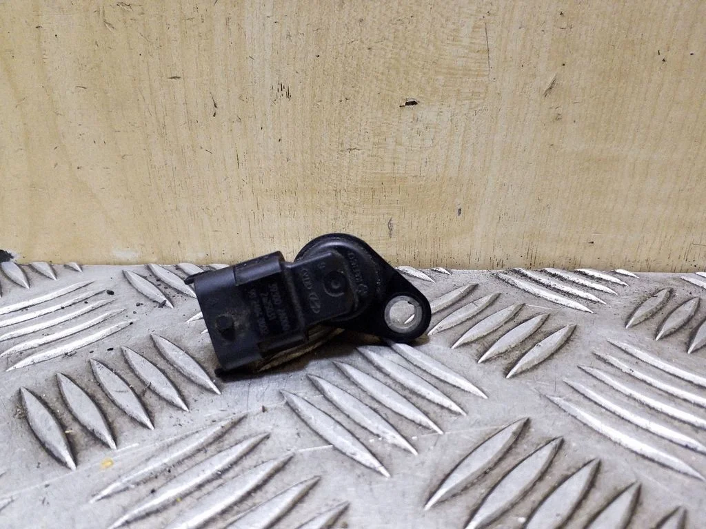 Nukkvõlli asendi andur 393002A000