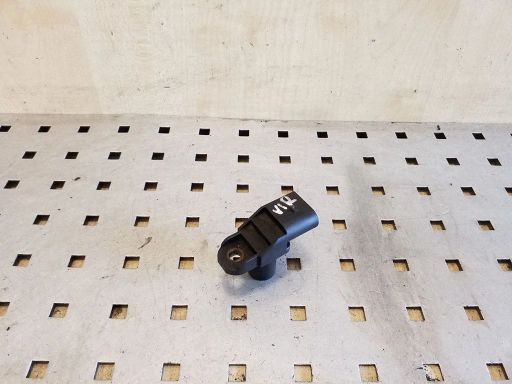 Camshaft position sensor 779225603
