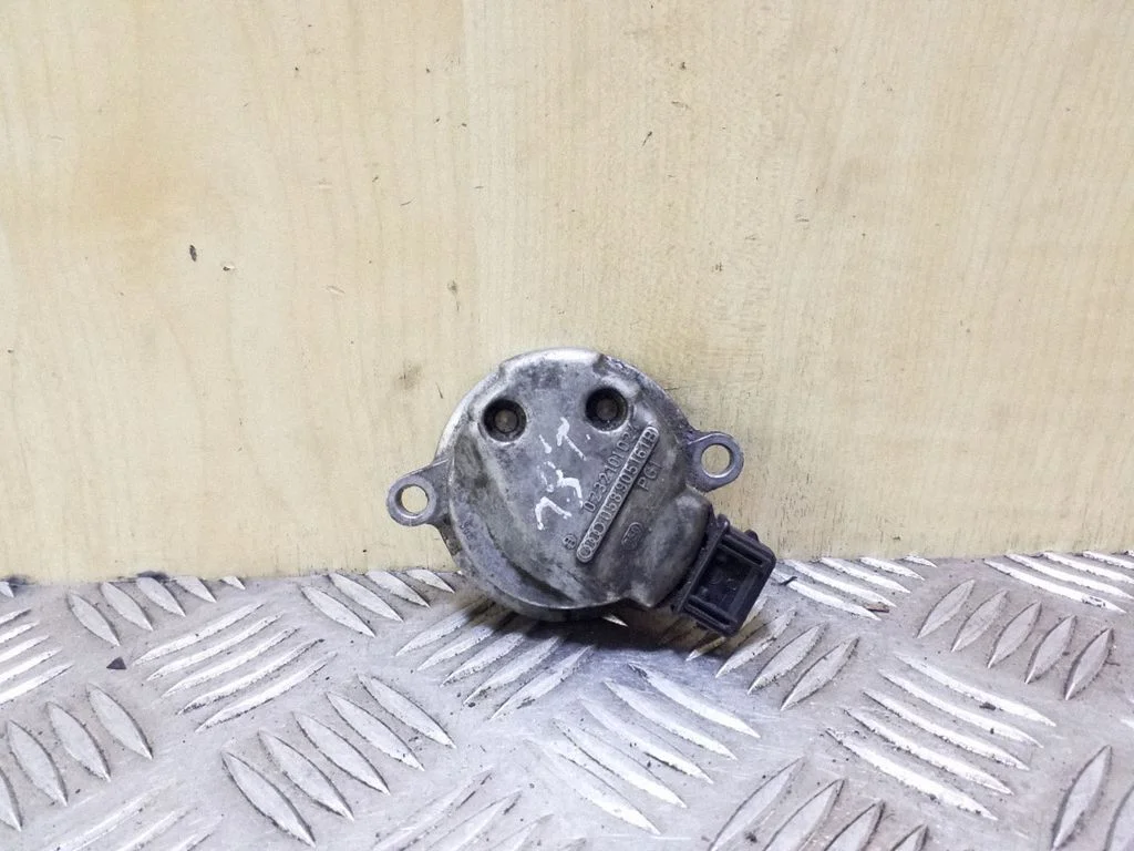 Camshaft position sensor 058905161B