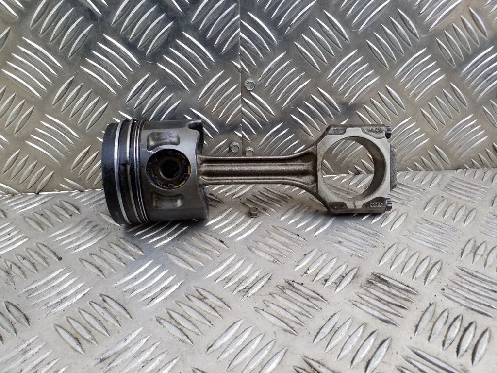 Piston with connecting rod – Volkswagen Transporter - Caravelle T4 (1991-2003)
