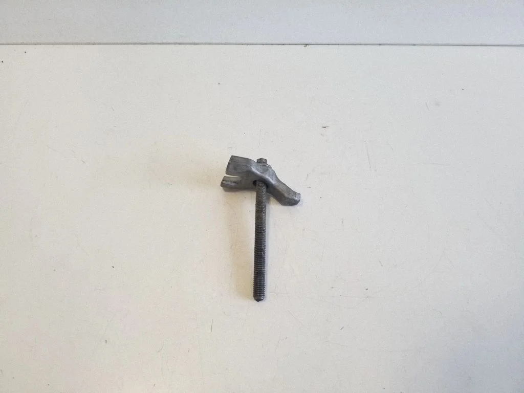Fuel Injector clamp holder