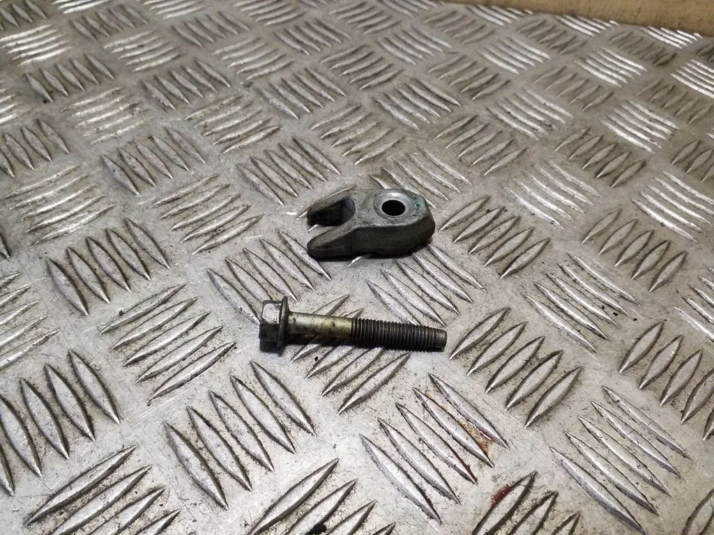 Fuel Injector clamp holder