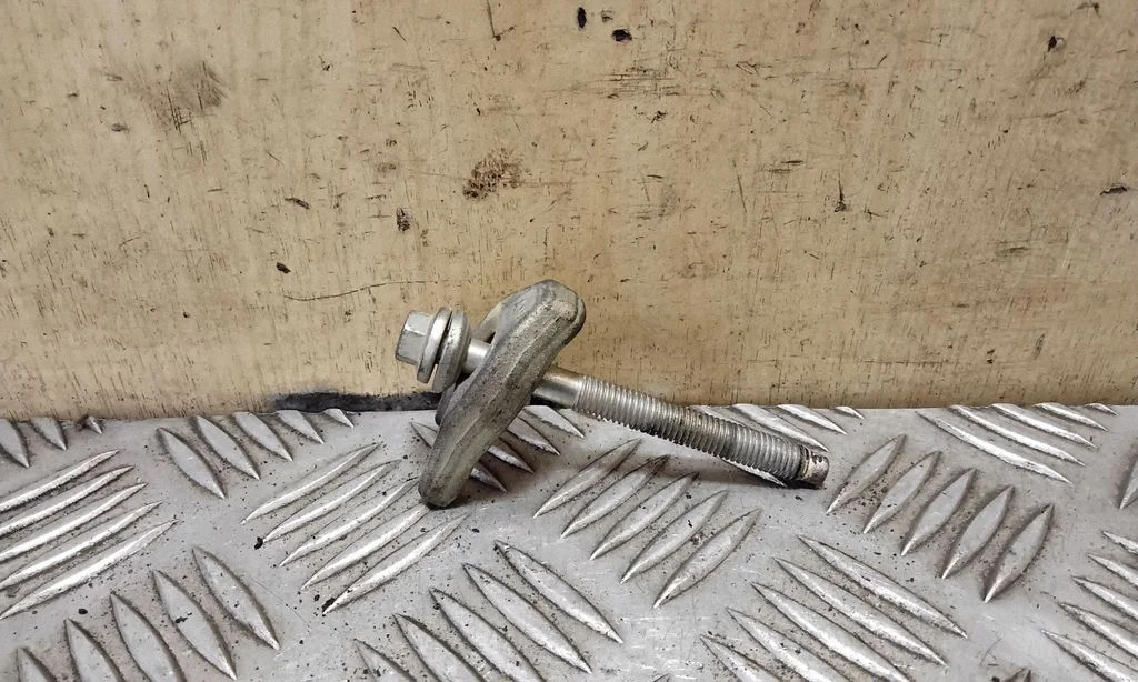 Fuel Injector clamp holder
