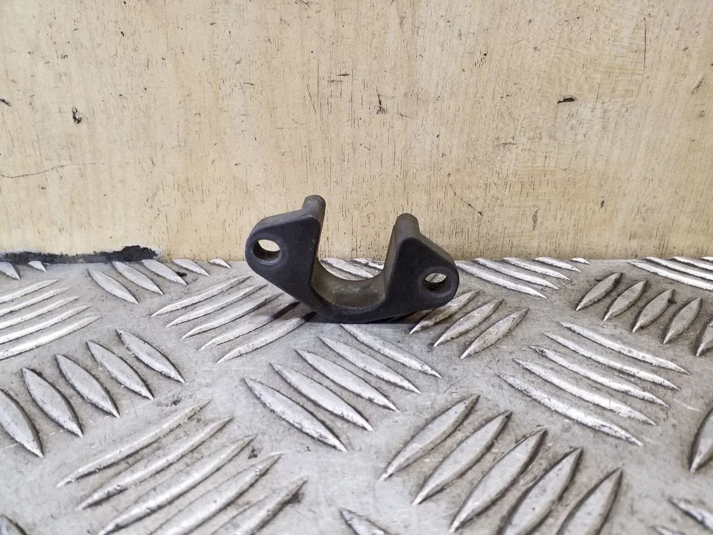 Fuel Injector clamp holder