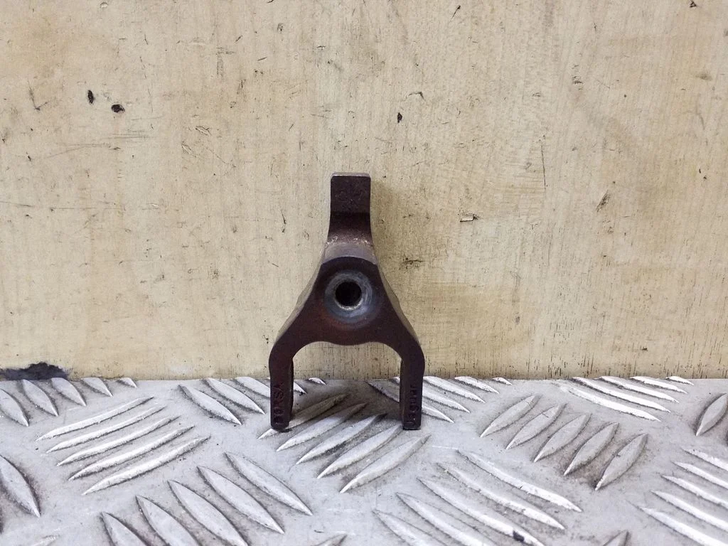 Fuel Injector clamp holder