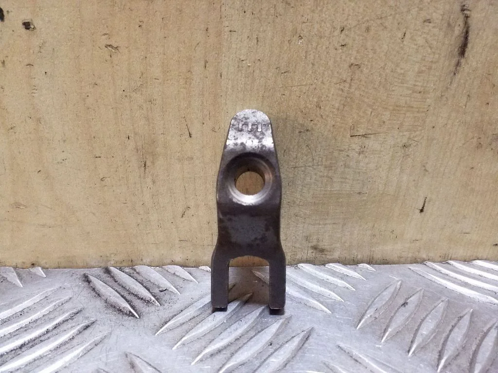 Fuel Injector clamp holder