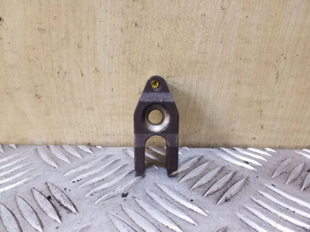 Fuel Injector clamp holder