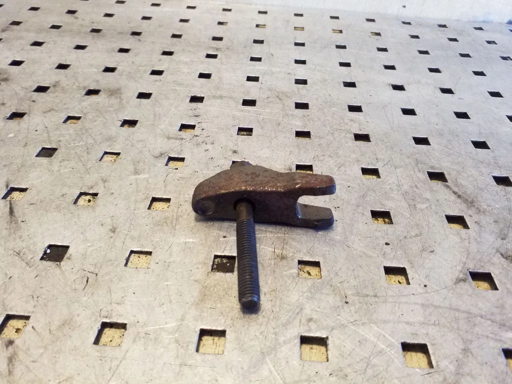 Fuel Injector clamp holder