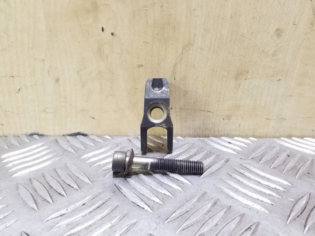 Fuel Injector clamp holder