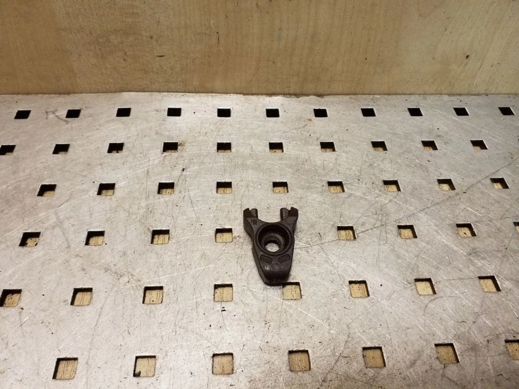 Fuel Injector clamp holder