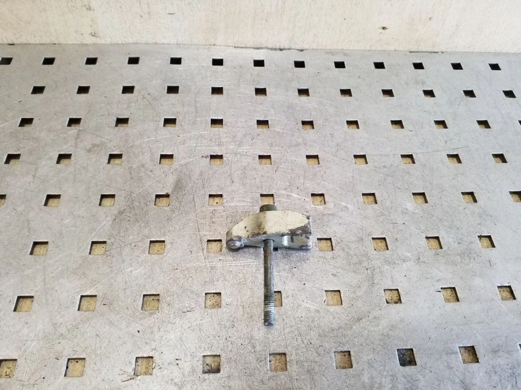 Fuel Injector clamp holder