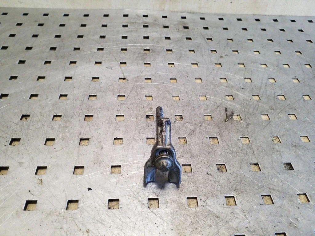 Fuel Injector clamp holder