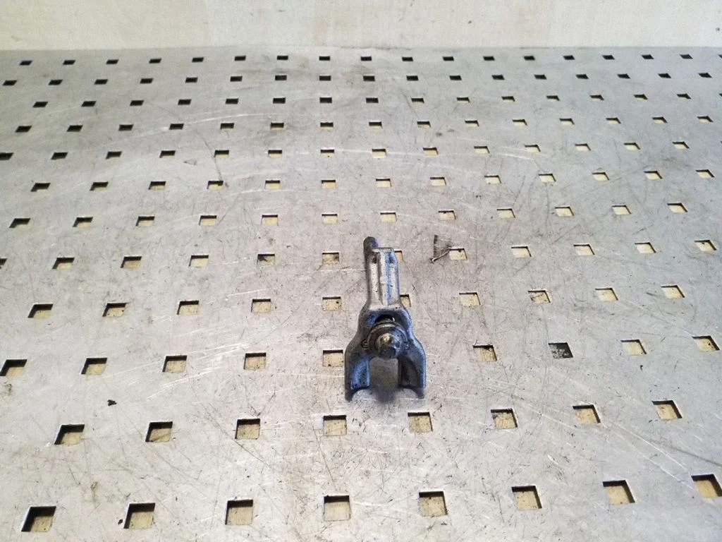 Fuel Injector clamp holder
