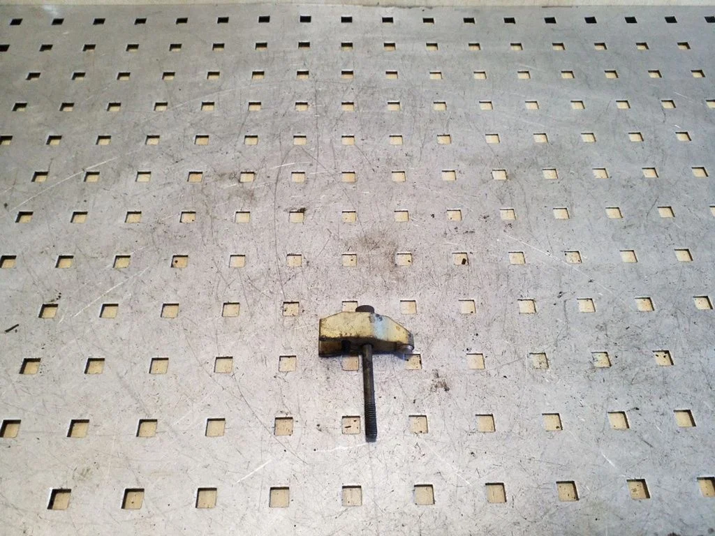 Fuel Injector clamp holder