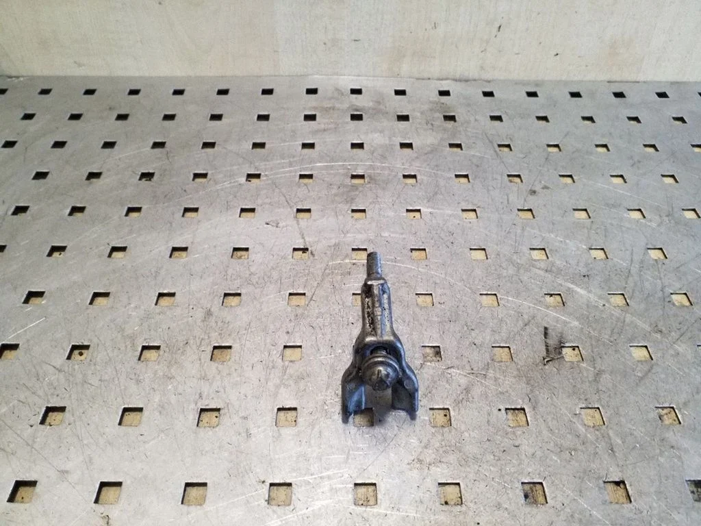 Fuel Injector clamp holder