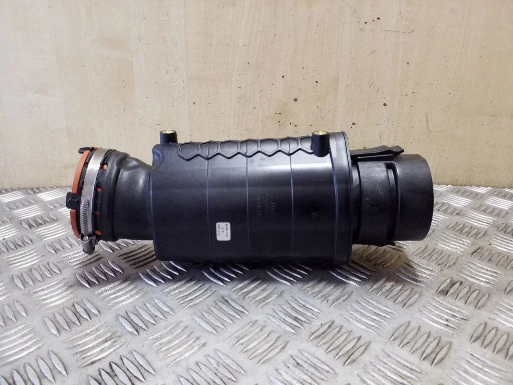Intake resonator – Volvo XC90 (2014-)