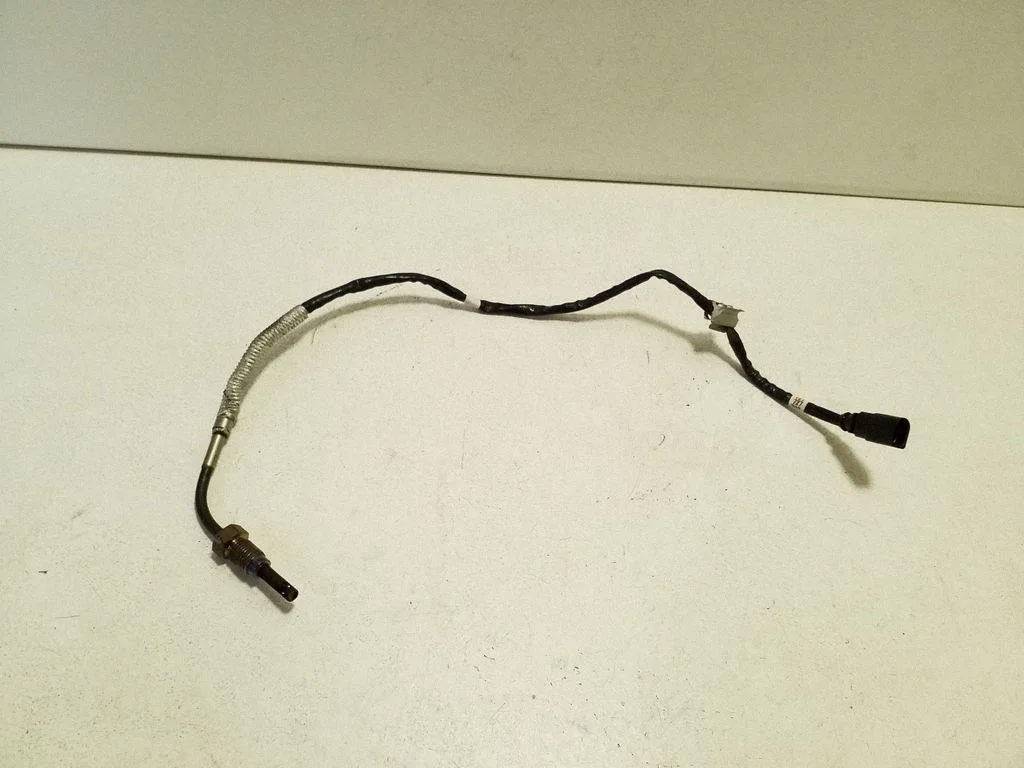 Heitgaasi temperatuuriandur 04L906088AE