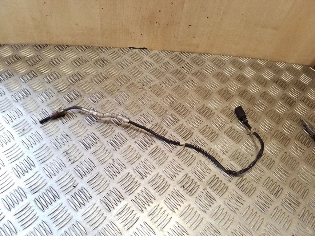 Exhaust gas temperature sensor – Volkswagen Passat CC (2008-2016)
