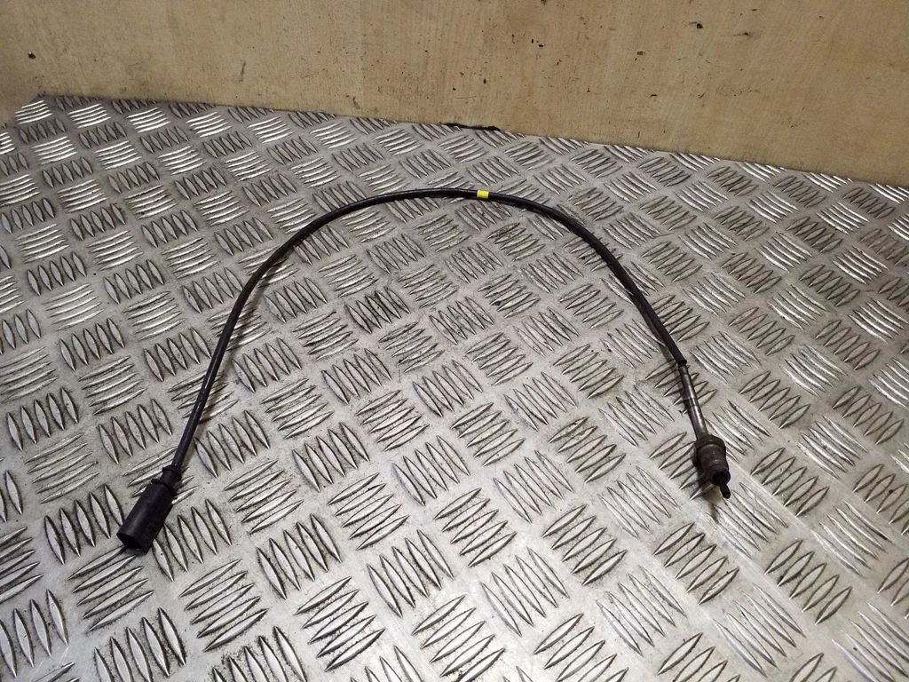 Exhaust gas temperature sensor – Skoda Yeti (5L) (2009-2017)