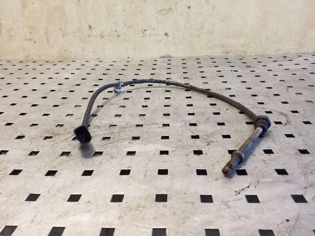 Exhaust gas temperature sensor – Audi Q5 SQ5 8R (2008-2017)