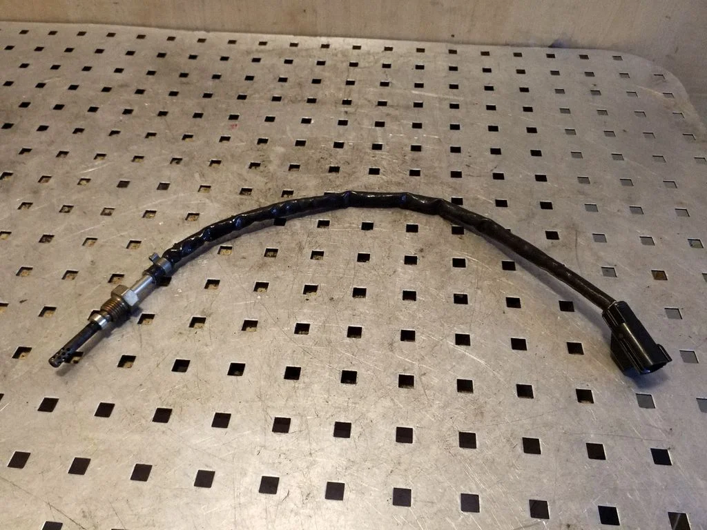 Exhaust gas temperature sensor – Volvo XC70 (2005-2007)