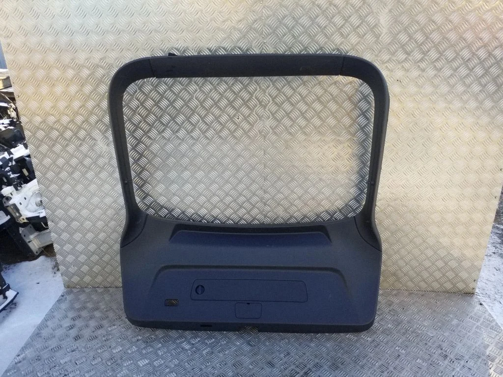 Tailgate trim – Audi Q4 e-tron (2021-)