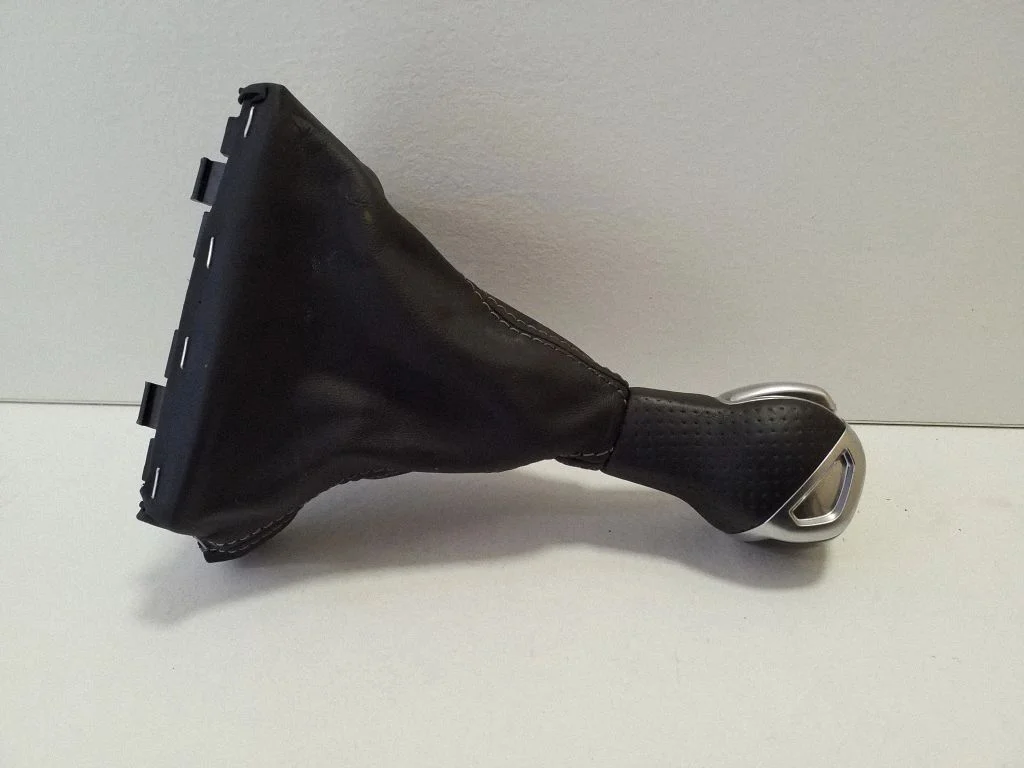Gear lever shifter trim leather/knob – Audi RS Q3 (2019-)