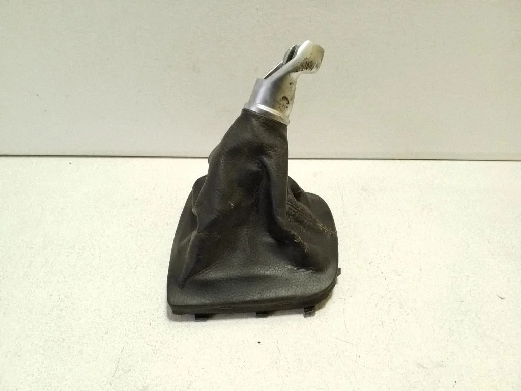 Gear lever shifter trim leather/knob