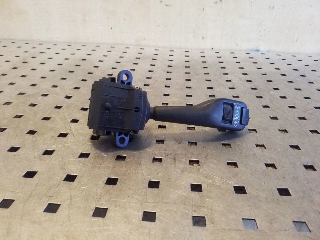 Wiper control stalk 8375408M