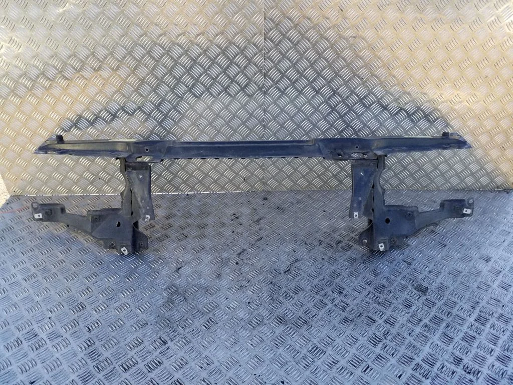 Top upper radiator support slam panel