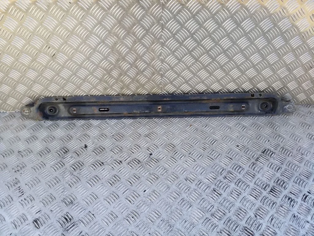 Bottom radiator support slam panel