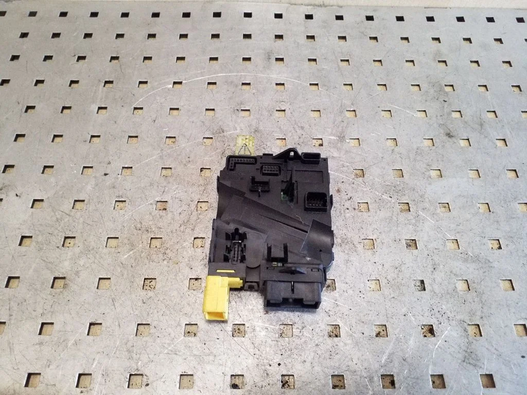 Steering angle sensor – Skoda Octavia Mk2 (1Z) (2004-2013)