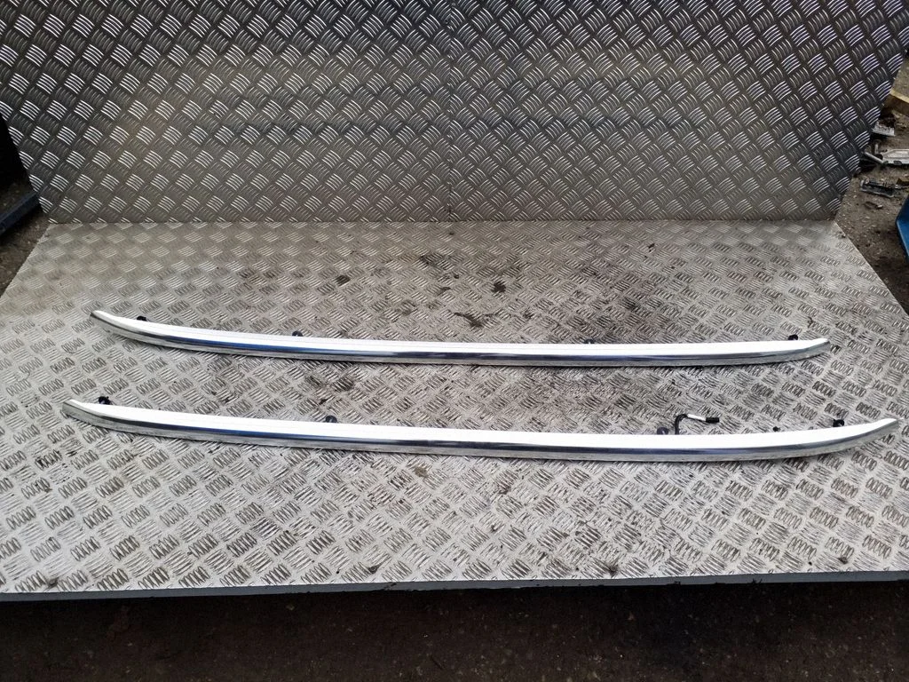 Jumta gareniskie stieņi „radziņi" 8R0860022J